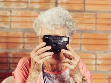 Déménagement “senior” en Suisse : emménager sereinement avec un accompagnement professionnel